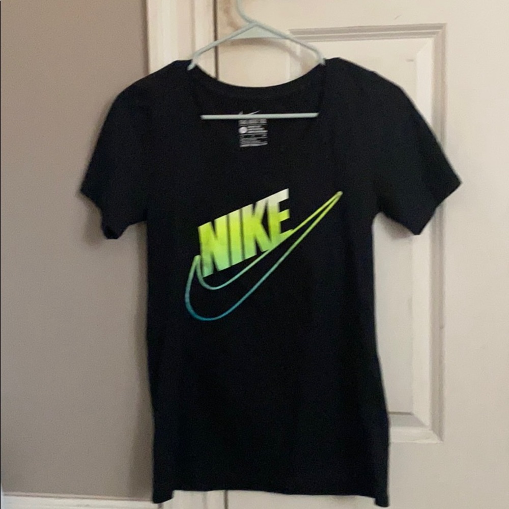 Womens Nike T-Shirt